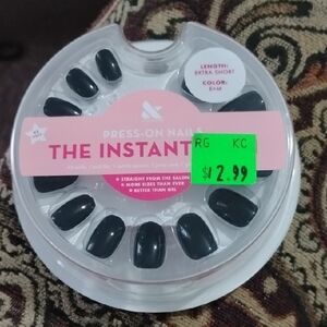 Instant Black Press-On Nails 5/$20